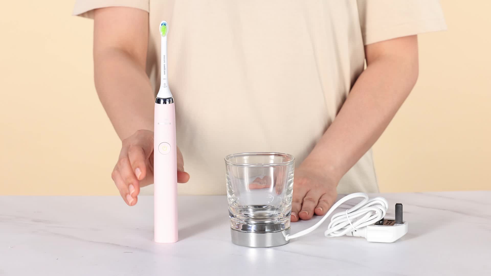 Philips Sonicare DiamondClean Sonic Electric Toothbrush - Pink