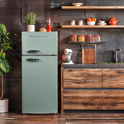Frigidaire EFR753 Retro Apartment Size Refrigerator with Top Freezer - 2 Door Fridge with 7.5 Cu Ft of Storage Capacity, Adjustable Spill-Proof Shelves, Door & Crisper Bins, Mint