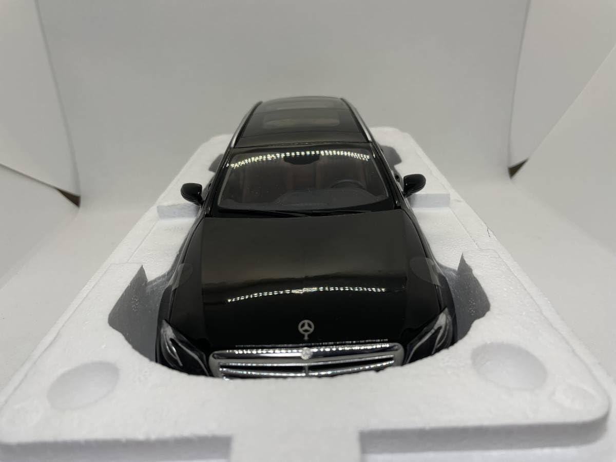 Amazon | iScale 1/18 メルセデスベンツ Mercedes-Ben E-Klasse T