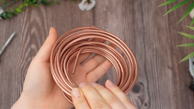 Image of Therwen 15ft 6 Gauge Copper Wire for Gardening, Electroculture, Bonsai, Jewelry Making Beading DIY Craft Pure Bare Copper Wire Spool