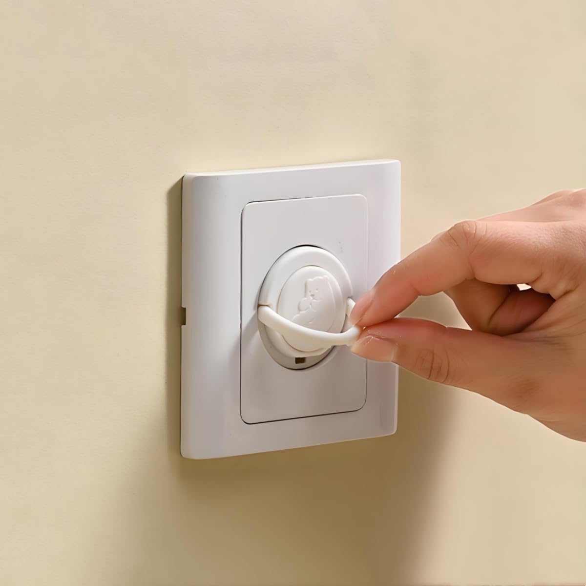 Babyproof Electrical Socket Cover - 10Pack, White Outlet Cover Baby Proof with Pull Handle, European Standard, Designed to Prevent Electric Shocks and Protect Outlets, Switchboards & Plugs