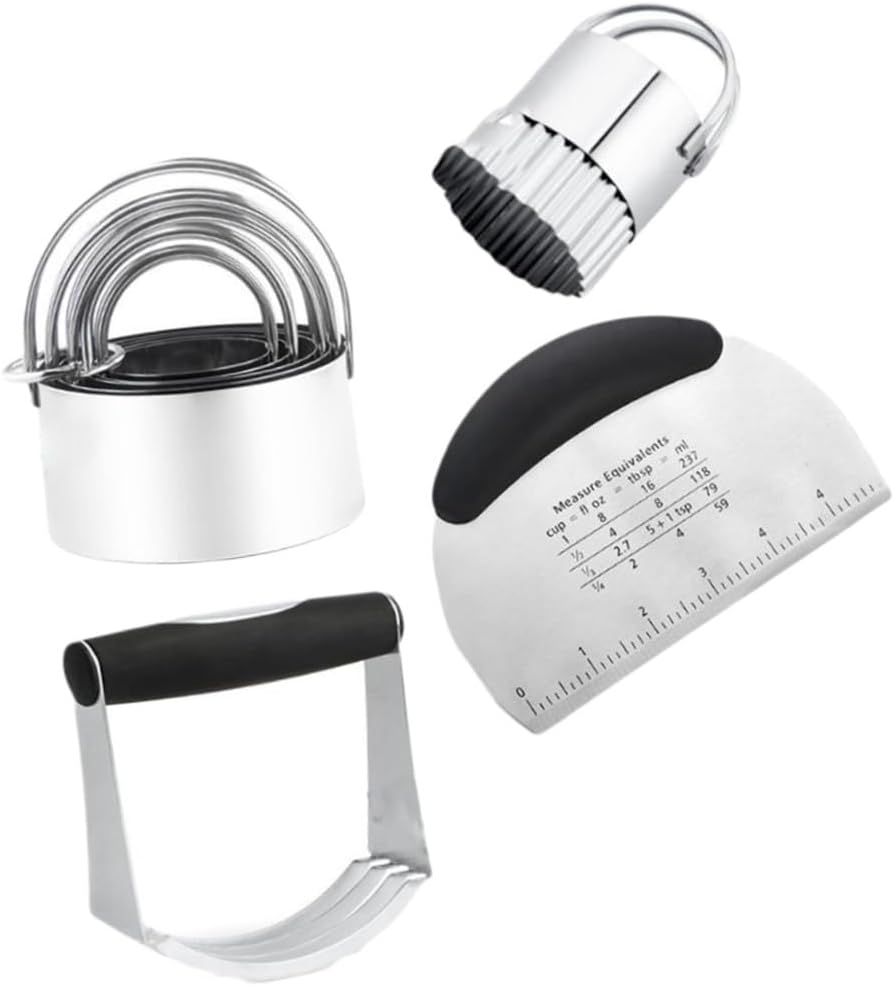 BESPORTBLE Stainless Steel Cookie Cutter Set with Biscuit Molds and Dough Chopper, Pastry Scraper Baking Tools for Home Kitchen Baking and Cookie Making