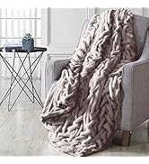 Modern Threads Luxury Ultra Soft Tencel Lyocell White King Comforter
| Modern Threads White King Ultra Soft Tencel L 51CJUMpSB5L. AC SR166,182