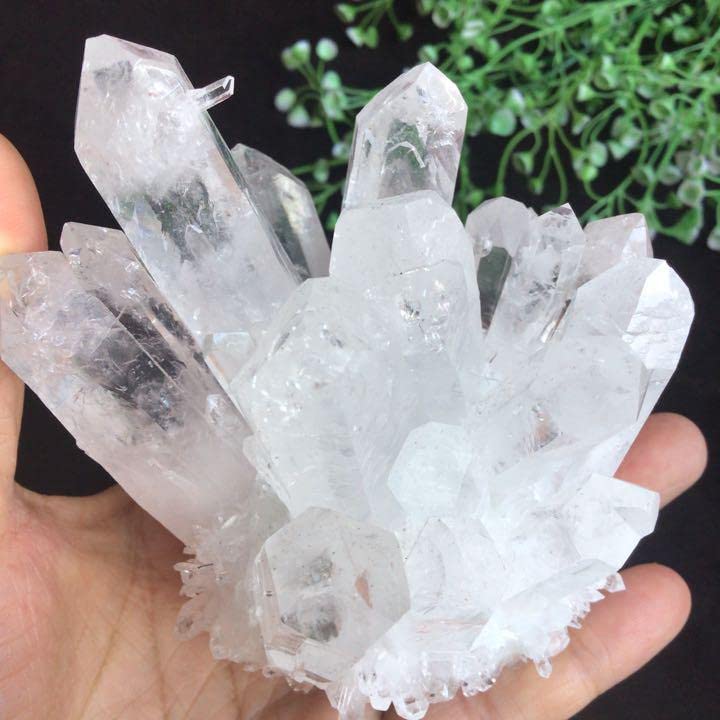 Amazon.co.jp: 美麗天然 高浄化AAAA級 度マダガスカル産水晶クラスター