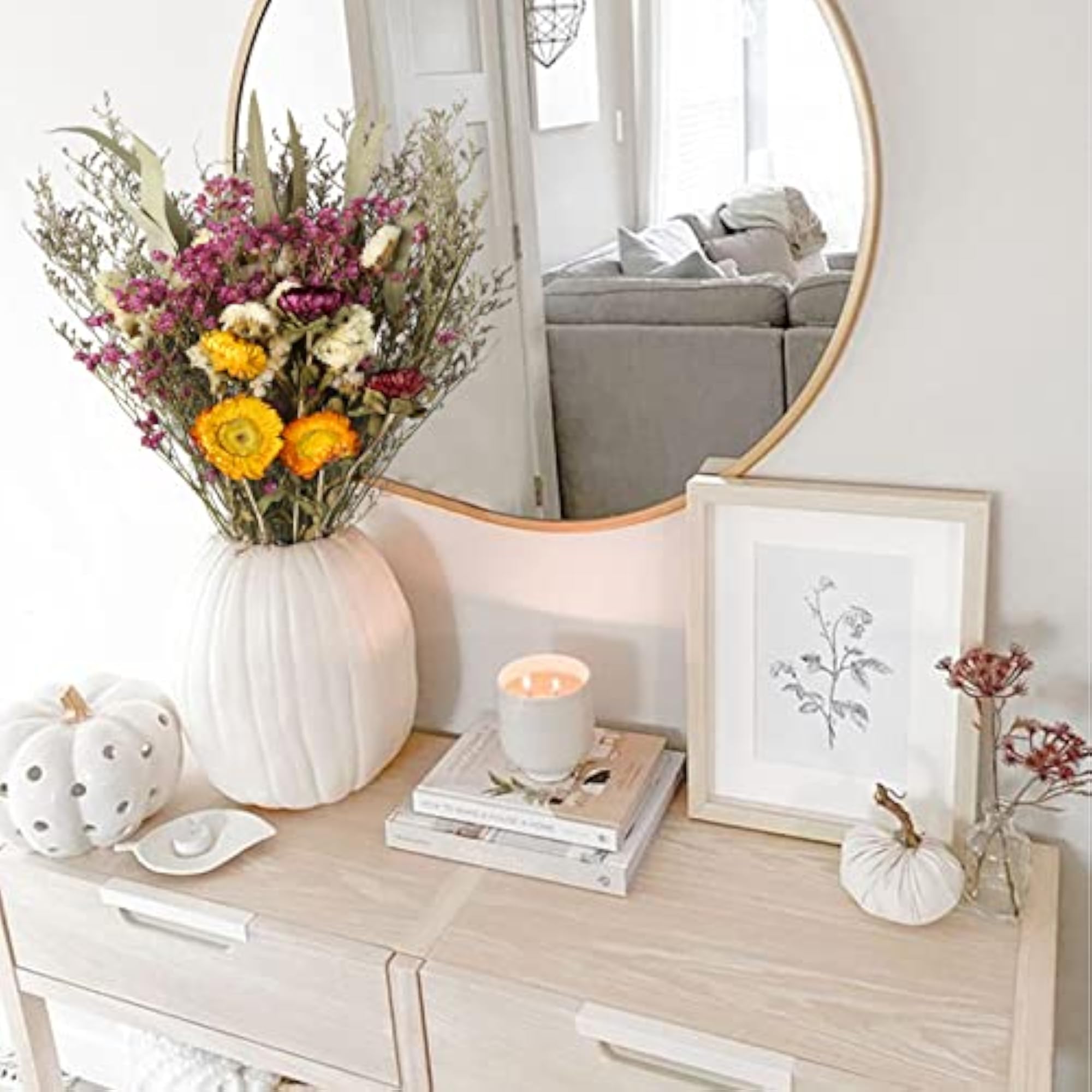 Dried Flower Bouquet with Natural Daisy Flowers