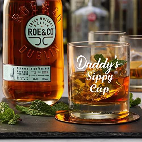 Daddy's Sippy Cup Funny Whiskey Glass Gifts For Dad, Novelty Unique Birthday, Christmas, Thanksgiving, Father's Day Gifts Idea For Men, New Dad From Son, Daughter, Kids, Whiskey Bourbon Glass, 11Oz #TOP3