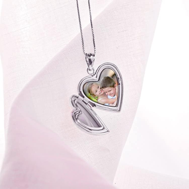 PicturesOnGold.com Sterling Silver Horseshoe Heart Locket 3/4 Inch X 3/4 Inch - Image 4