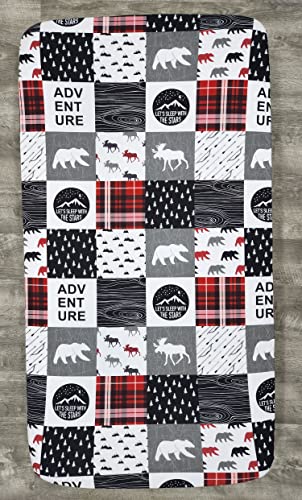 Image of Dear Baby Gear Deluxe Baby Crib Sheet - Cotton Polyester Infant Sheets - Soft Machine-Washable Crib Mattress Cover - Newborn Nursery Bedsheet - Northwoods Faux Quilt Print, 52 inchx28 inchx10 inch
