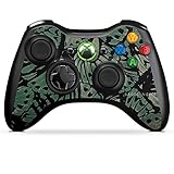 Die Microsoft Xbox 360 Controller Hülle ist millimetergenau angepasst und mit Aussparungen für alle Bedienelemente ausgestattet.