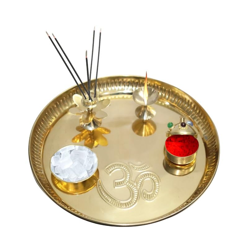BRACOP® Pooja Thali Set Plato Decorativo Indio Pooja Samagri Plato Puja de Latón Plato Hindú Aarti Thali Plato Redondo Decorativo para el Hogar Ladoo Gopal Bhog Thali Juego de 5 Piezas Vajilla Regalo