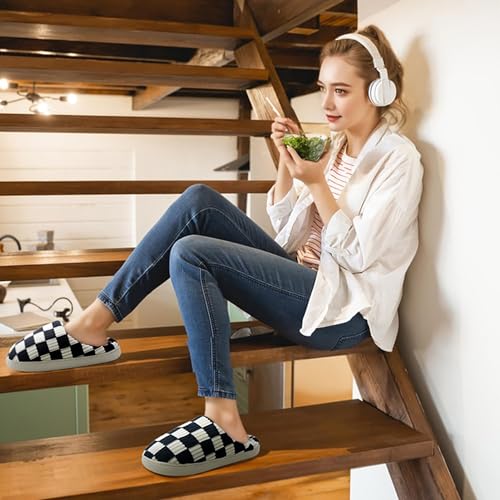 House Slippers for Woman Men, Womens Slippers on Fuzzy House Shoes Memory Foam Checkered Scuff Outdoor Indoor Warm Plush Bedroom Shoes with Faux Fur Lining Size2