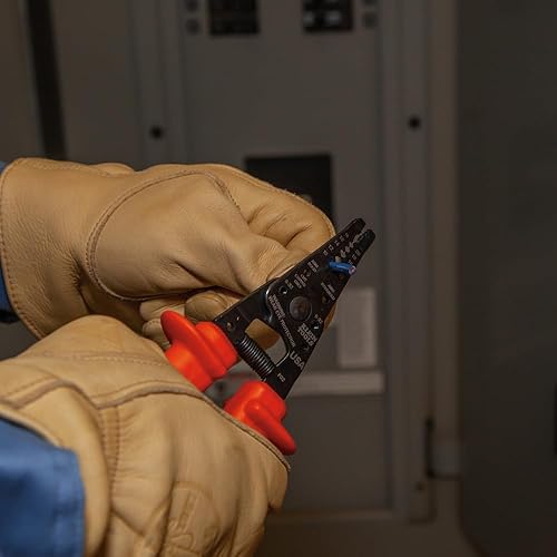 Miniatura 7 de Klein Tools 33529 Kit de herramientas aisladas premium, 1000 voltios, incluye: 3 alicates, 3 destornilladores, cortadores de cables y