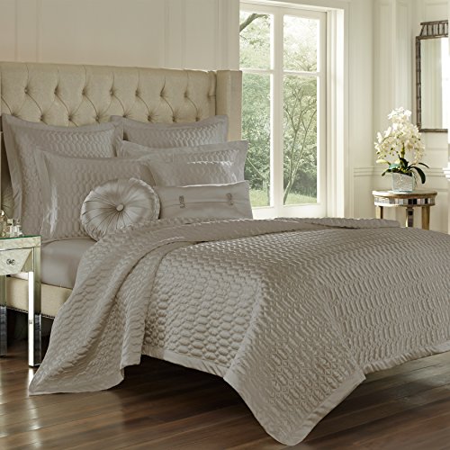 Five Queens Court Saranda Satin Geometric Quilted Coverlet Full/Queen, Silver