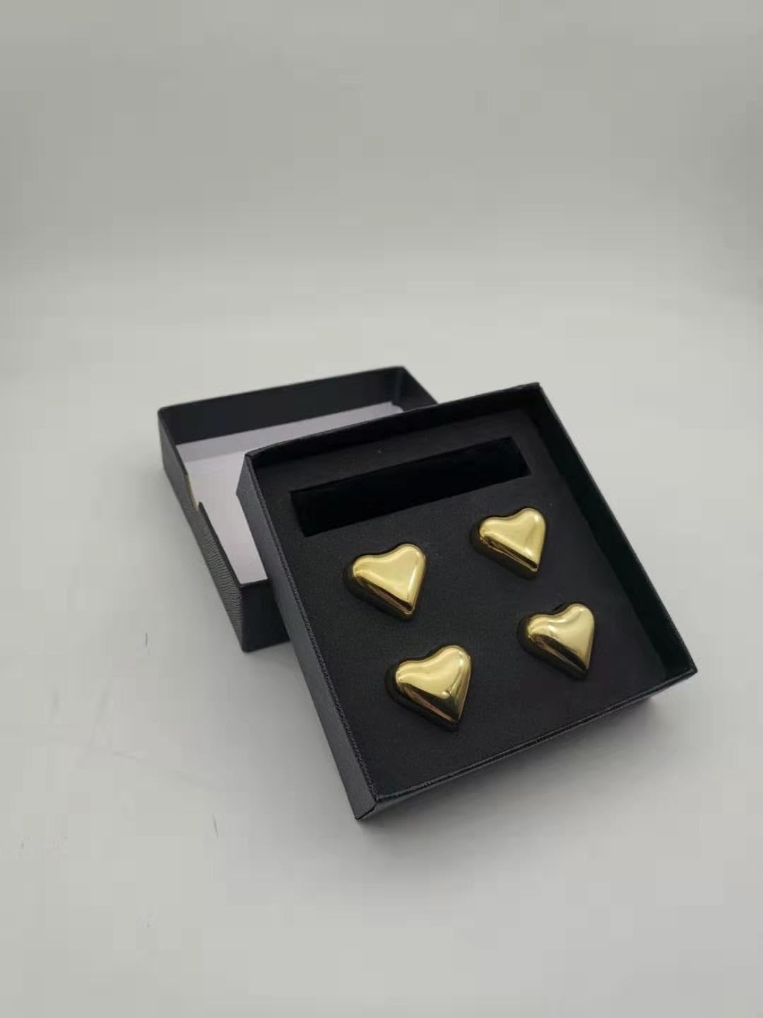 THE WHITE SHOP 4 Packs Whiskey Rocks, Stainless Steel Ice, Reusable Ice Cube for Drinking, Cool Christmas Birthday Gift for Men Dad, Whiskey Lovers, Color: Gold