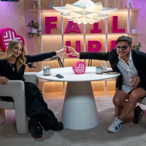 I LOVE FAILURE Podcast S04 EP02 | Monica Munteanu: &bdquo;Cei mai curajoși oameni sunt doar niște timizi exersați, cum sunt și eu"