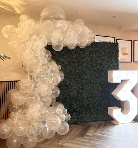 Image of Togvu Clear Balloons, 50Pack 12 Inch Transparent Latex Party Balloons for Wedding Baby Bridal Shower Bubble Birthday Party Decorations Supplies