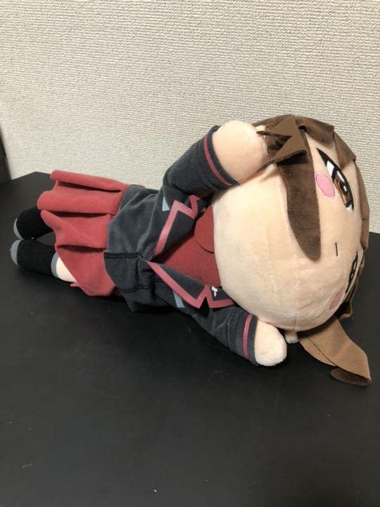 Amazon.co.jp: 寝そべりぬいぐるみ ガルパン 西住まほ メガジャンボ