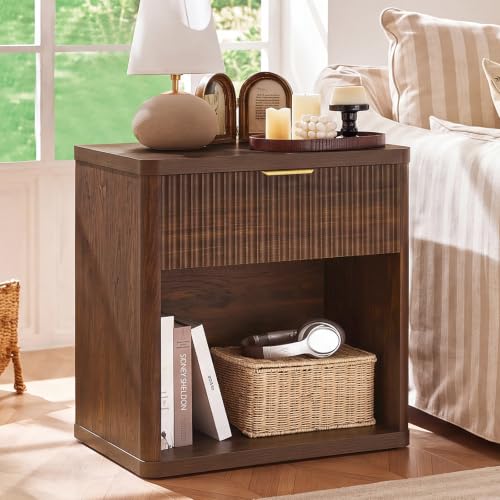 LEYAOYAO Fluted Nightstand with Charging Station, 23" Wide 1 Drawers Night Stand, Light Walnut End Table with Open Storage,Farmhouse Bed Side Tables, Wood Dresser for Bedroom, Living Room
