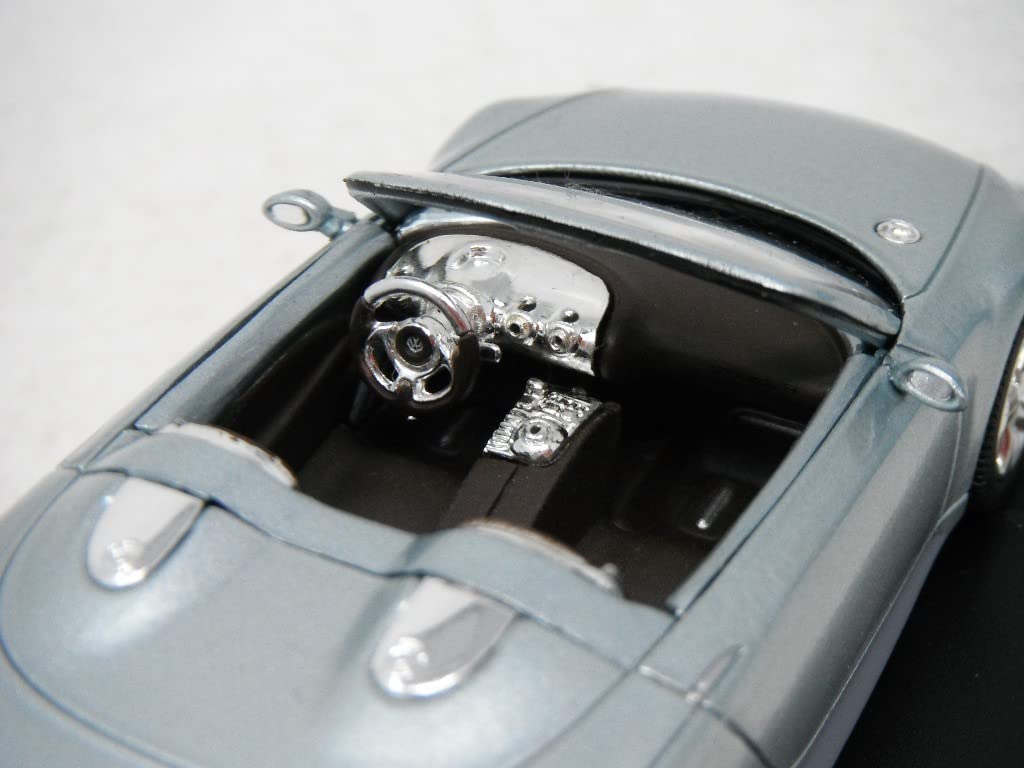 Amazon.co.jp: □ NOREVノレブ『1/43 Volkswagen Concept R シルバー