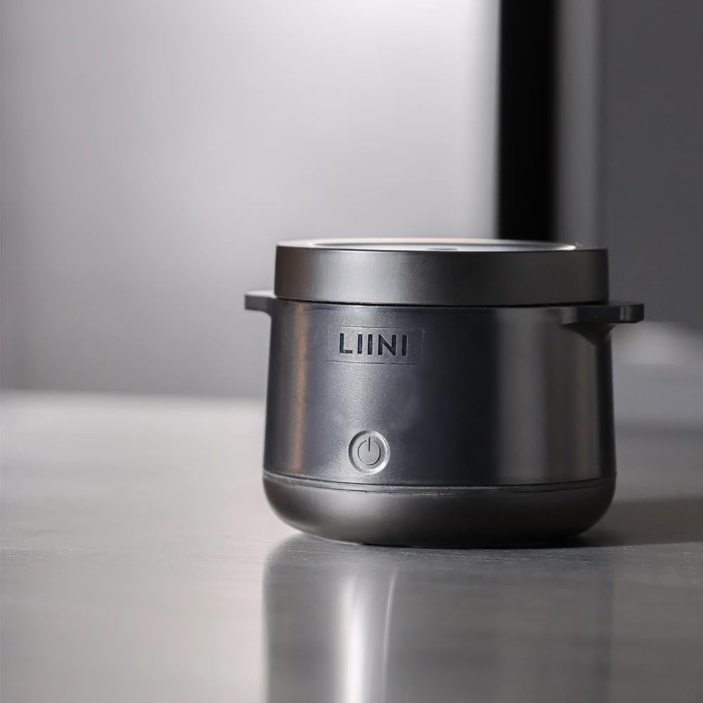 LIINI® 2.0 PRO Breiwärmer schwarz – Akku Babybreiwärmer, 50W, 10'000 mAh, Erwärmen per Knopfdruck, IP66, auslaufsicher, Edelstahlplatte, BPA-frei, USB-C Aluminiumkabel