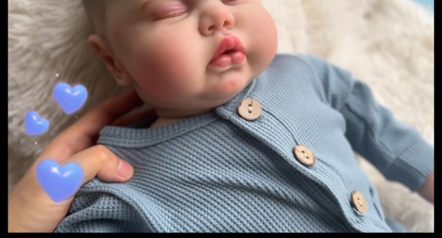 【リボーンドール】 PICKLE Amazon.com: KAWAYII 24 Inch Pickle Newborn Vinyl Baby