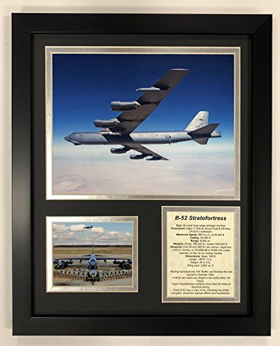 Foto B-52 Stratofortress enmarcada con paspartú doble de 30x38 cm para coleccionistas