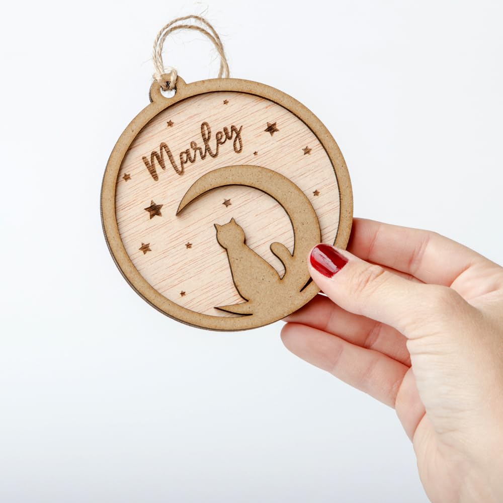 Bolas de Navidad Personalizada - Bolas arbol de navidad - Personalizada con Nombre de Madera - Decoracion navidad - Grabado Alta Calidad - Cuerda incluida (Gato)