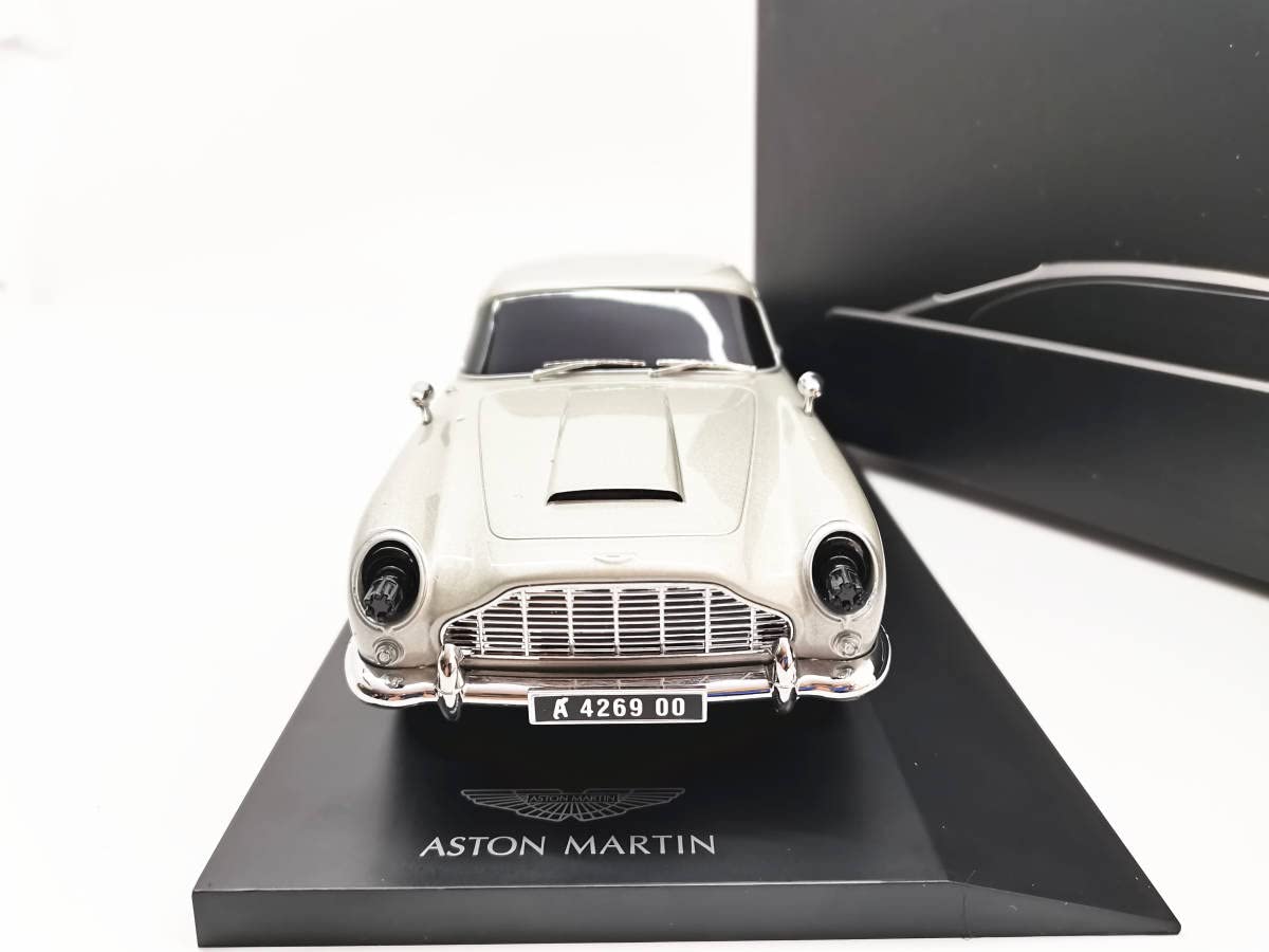 アストン・マーチンＤＢ５　００７　1/18　新品　ミニカー　ダイキャストモデル AUTOart 1/18 アストンマーチン DB5 「007／ゴールドフィンガー