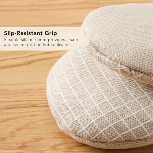 KITCHENAID Gourmet Series Gridlines Mini Oven Mitts 2-Pack Set, Heat Resistant up to 600°F, Soft Silicone Grip, Magnetic Cuff, Milkshake Tan, 5.5\"x9\"