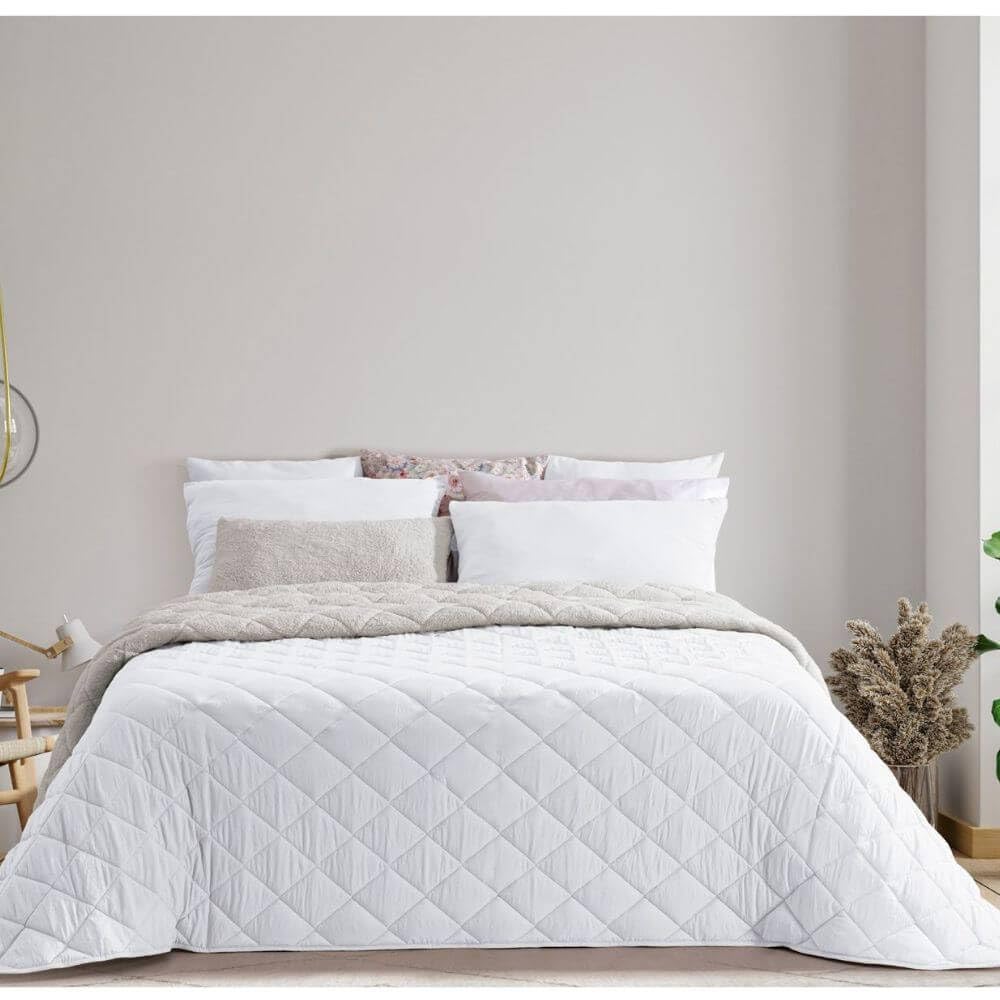Edredón Comforter con Reverso de Borreguito Camila (135 cm)