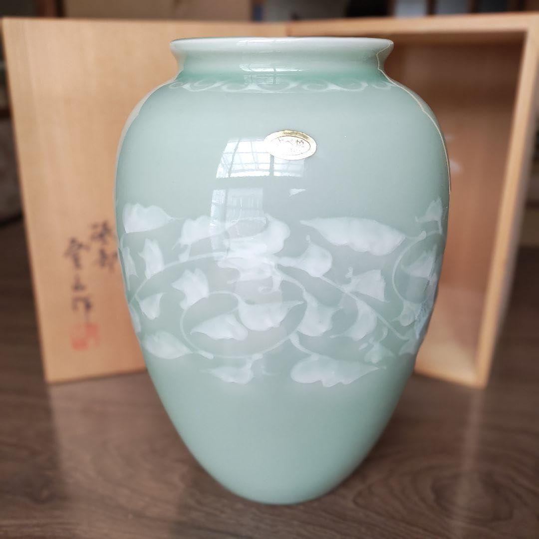 砥部焼　佐川製陶 青緑色 陶器製 花瓶台 ストライプ模様 楽天市場】花瓶 壷 砥部焼 青磁花瓶 透かし唐草 佐川巌 登山窯