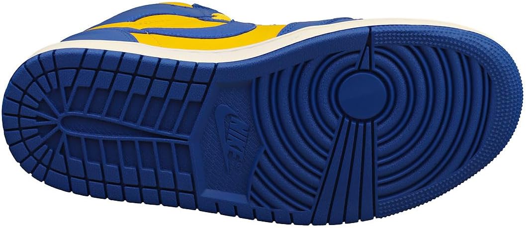 Nike Womens Air Jordan 1 Retro