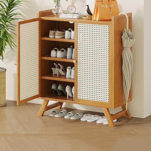 Meuble à chaussures caché avec portes ventilées pour protéger et aérer vos baskets