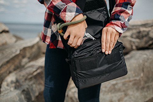 Domke 700-52Rbs Tear Resistant, Lightweight Limited Edition F5Xb Rip Stop Nylon Camera Case, Black #TOP3