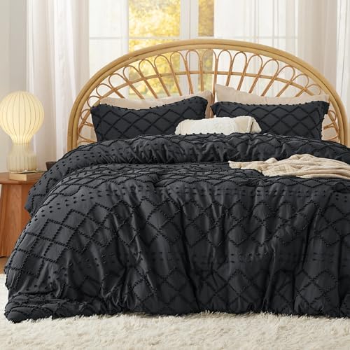 Bedsure Queen Comforter Set - Black Comforter, Boho Tufted Distressed Vintage Bedding for Kids, 3 Pieces Farmhouse-Style Bed Set for All Seasons, Fluffy Soft Bedding with 2 Pillow Shams