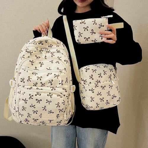 Mochila ligera para mujer que busca espacio y comodidad diaria 2