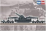 Plastikmodellbausatz eines deutschen WWII Eisenbahngeschützes. Mit 430 Teilen, Metallteilen und 4 Schienenteilen (500 mm). Länge gebaut: 590 mm. Breite: 80 mm.