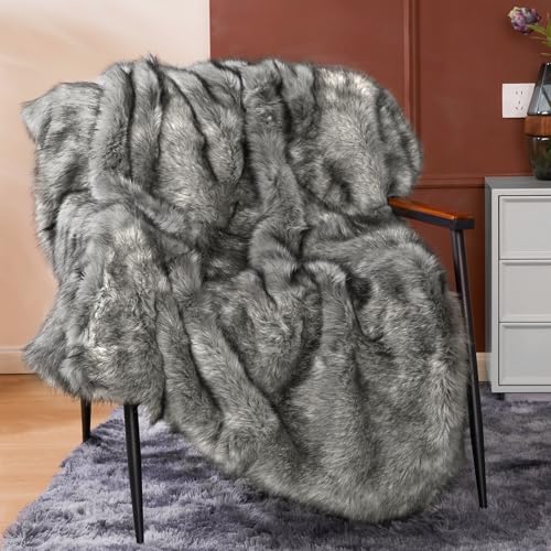 Touchat Luxury 1000GSM Faux Fur Throw Blanket, Super Heavy Thick Warm Cozy Blankets for Couch Bed Sofa, Plush Fuzzy Elegant Soft Reversible Mink Blanket for Living Room Bedroom, Twin Size, Grey&White