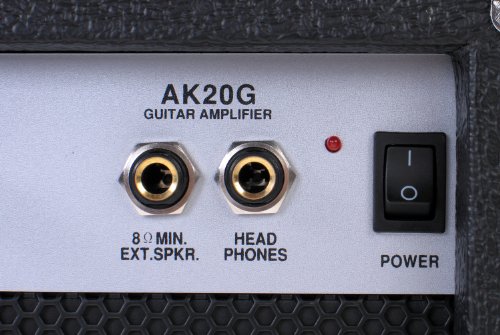 Soundking Combo AK20-G guitare AK20-G – 2 canaux, 60W - Les Beatles, Paul McCartney, John Lennon, RIngo Starr, George Harrison Soundking Combo AK20-G guitare AK20-G - 2 canaux, 60W – Image 4