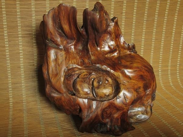 希少品 屋久杉 フクロウ彫刻置物 山中良行 銘入り 天然木 インテリア 41cm 希少品 屋久杉 フクロウ彫刻置物 山中良行 銘入り 天然木 インテリア