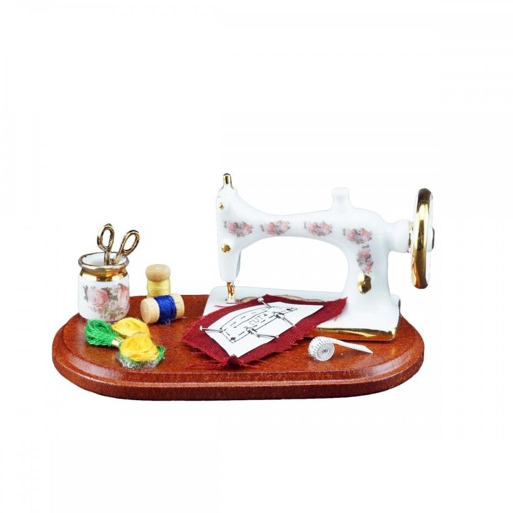 Puppenhaus Nähen Display, Handarbeit in Deutschland, sehr detaillierte Miniaturfigur Geschenk, Maßstab 1:12 | Minimum World