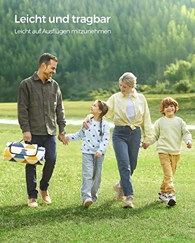 SONGMICS Picknickdecke, 200 x 200 cm, groß, Campingdecke, für Park, Garten, Strand, wasserdicht, faltbar, gelbe und Blaue Dreiecke GCM76S-8