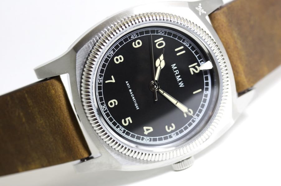 Amazon.co.jp: チェコスロバキア空軍復刻 M.R.M.W. ミリタリーウォッチ