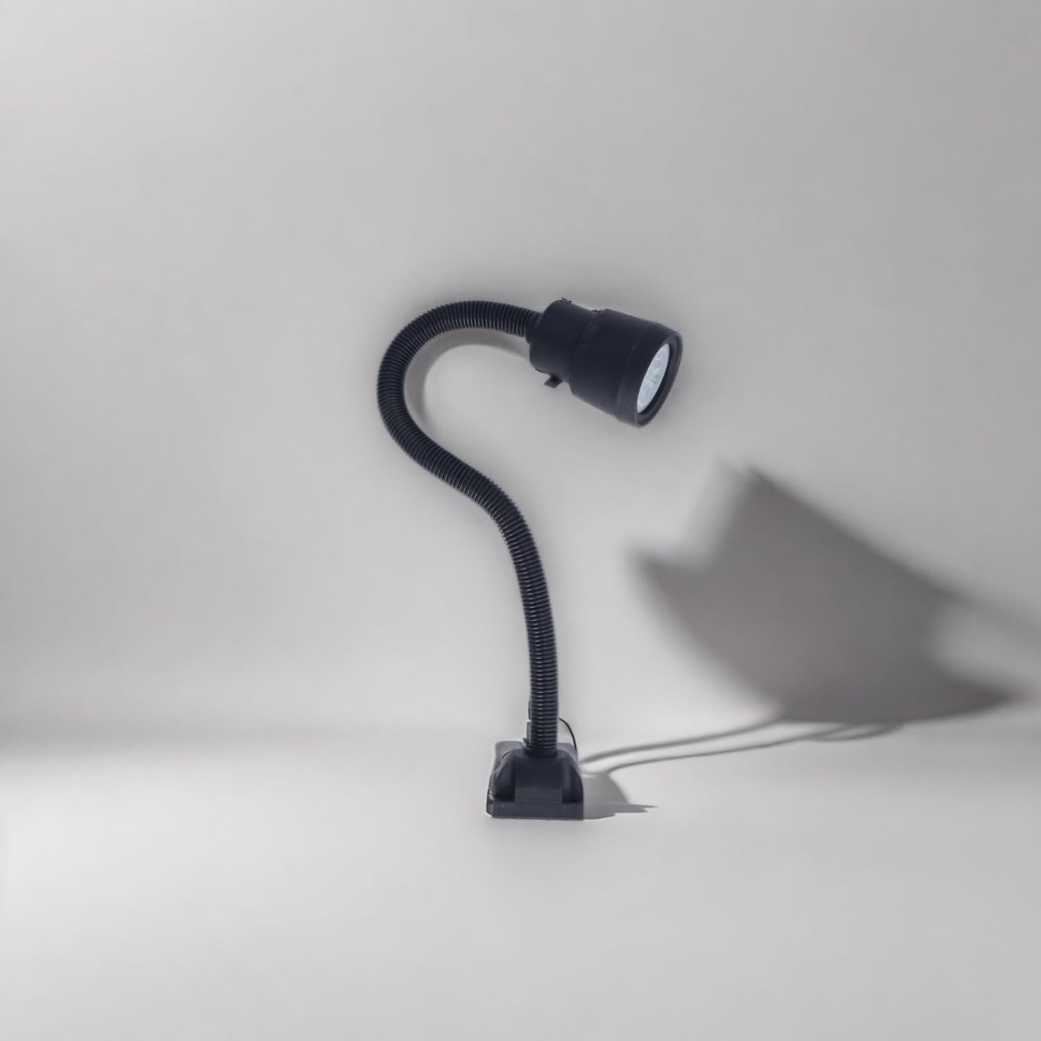 Qcwwy Lampe de Travail à LED pour Machine 5 W, Lampe à LED Universelle à Tige Flexible pour Machine-outil CNC 24V 36V Lampe de Travail à LED Rotation à 360 Degrés pour Machine-outil CNC