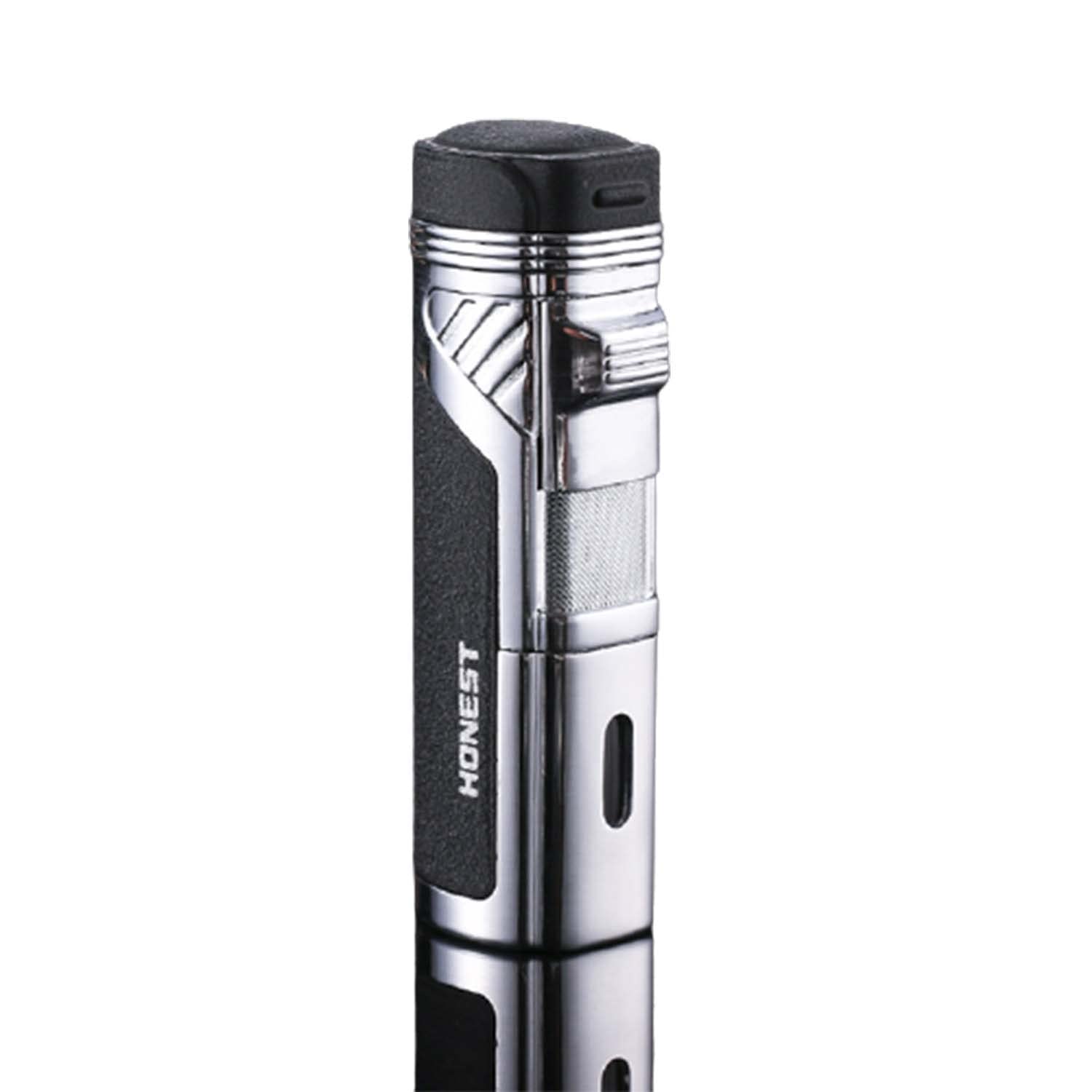 Briquet de Poche Puissant Briquet Au Butane Rechargeable Créatif à 4 Jets avec Fenêtre Visible Poinçon de Cigare pour Bougie Cheminée Camping Feux d'artifice Barbecue