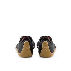 Amazon | Vivobarefoot Addis、裸足の感触と社会的良心を持った