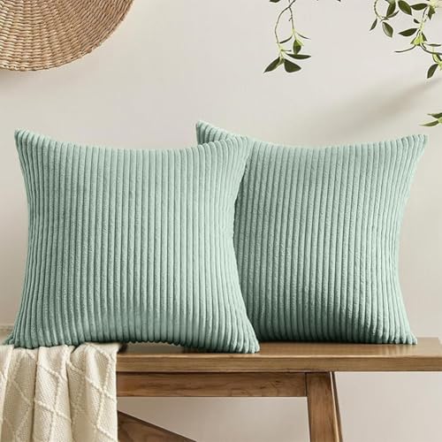 AMFUN 2er Set Kordsamt Kissenbezug, Deko Kissenhüllen, Dekokissen Zierkissenbezug 40x40 cm, Sofakissen Couchkissen Dekokissen Kissenbezug für Sofa Sessel Zuhause Schlafzimmer, Salbeigrün