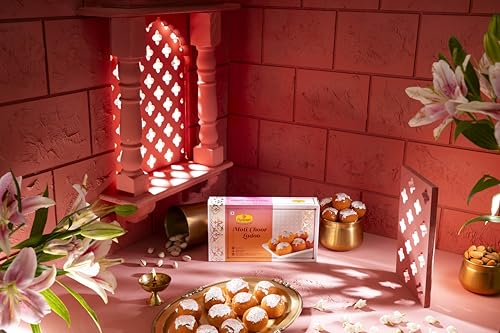Image of Haldiram's Nagpur Motichoor Ladoo 250g | Traditional Indian Sweet Made with Pure Ghee & Boondi | Perfect for Festive Gifting, Celebrations & Puja Offerings