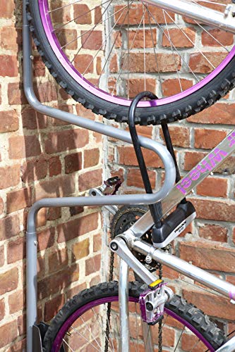Gancho bici pared con antirrobo para organizar el trastero de casa con seguridad 6