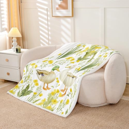 Homemissing Cute Farmhouse Duck Fleece Throw Blanket Single 50x60Inch Kids Duck Animals Plush Blanket for Bed Sofa Couch Boys Teens Daisy Sherpa Blanket Breathable Botanical Floral Blanket Natural - Image 3